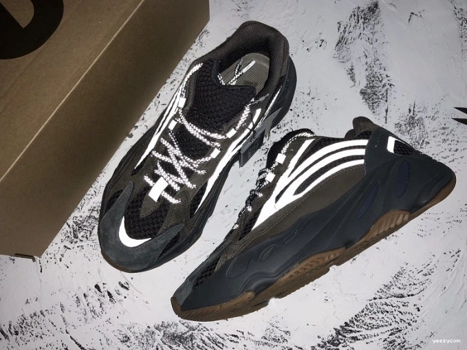 Geode Boost EG6860 v2 Yeezy 700 Adidas 0714